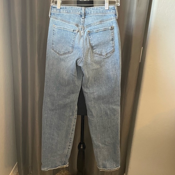 65. Old Navy OG Loose, Size 0, EUC - Picture 2 of 3